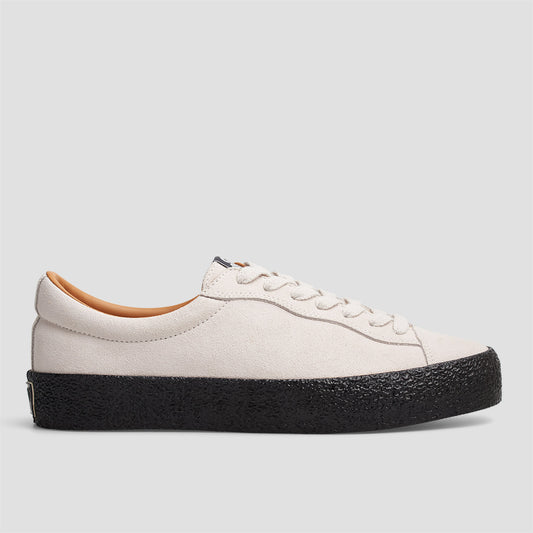 Last Resort AB VM002 Suede Lo Skate Shoes White / Black